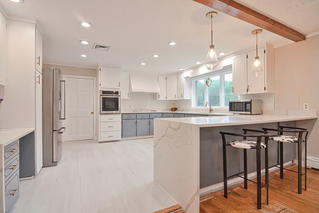 22 Deerhaven Road Lincoln, MA 01773 - Photo 8 of 35