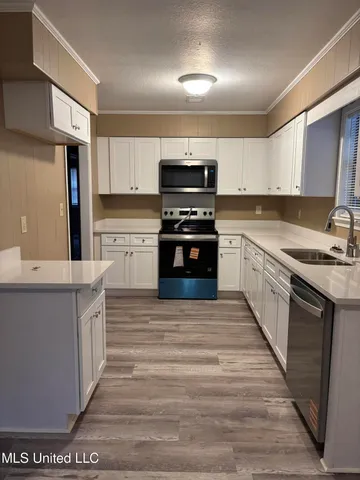 $1,400 | 100 Morris Noble Road, Ocean Springs, MS 39564