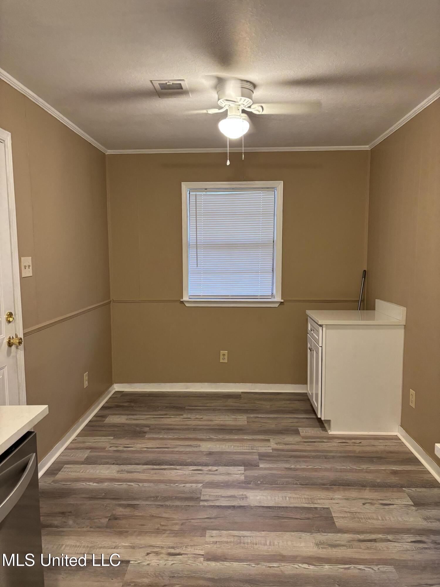 100 Morris Noble Road Ocean Springs, MS 39564 - Photo 6 of 14 IMG_5869