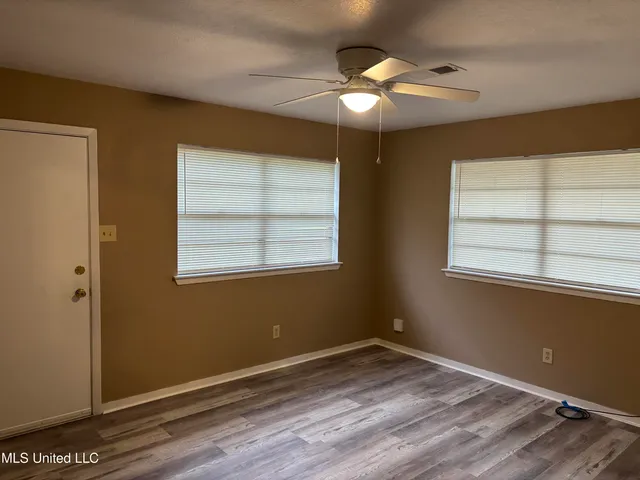 $1,400 | 100 Morris Noble Road, Ocean Springs, MS 39564