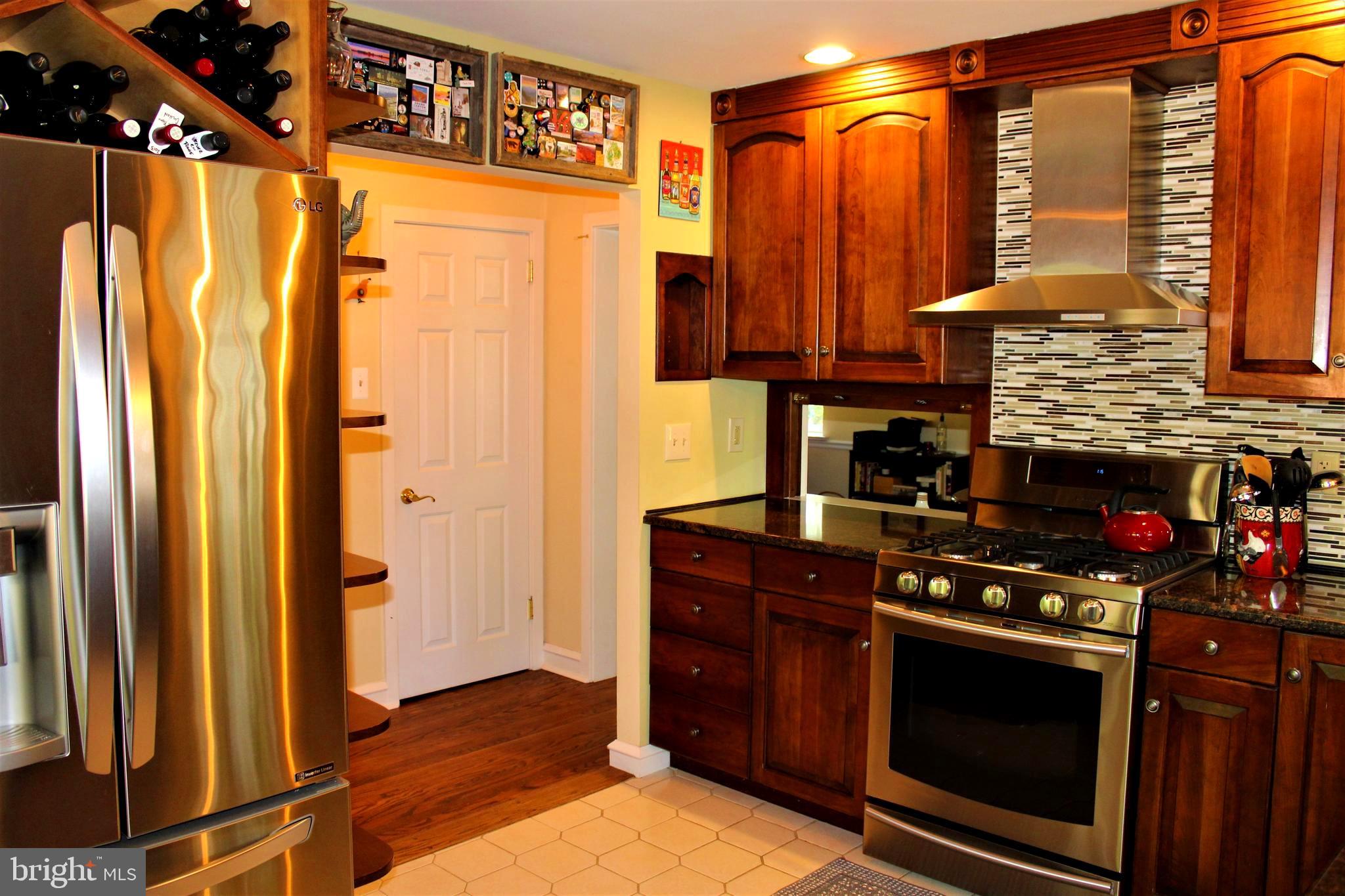 533 Fox Road Glenside, PA 19038 - Photo 13 of 30 KITCHEN BUILT INS