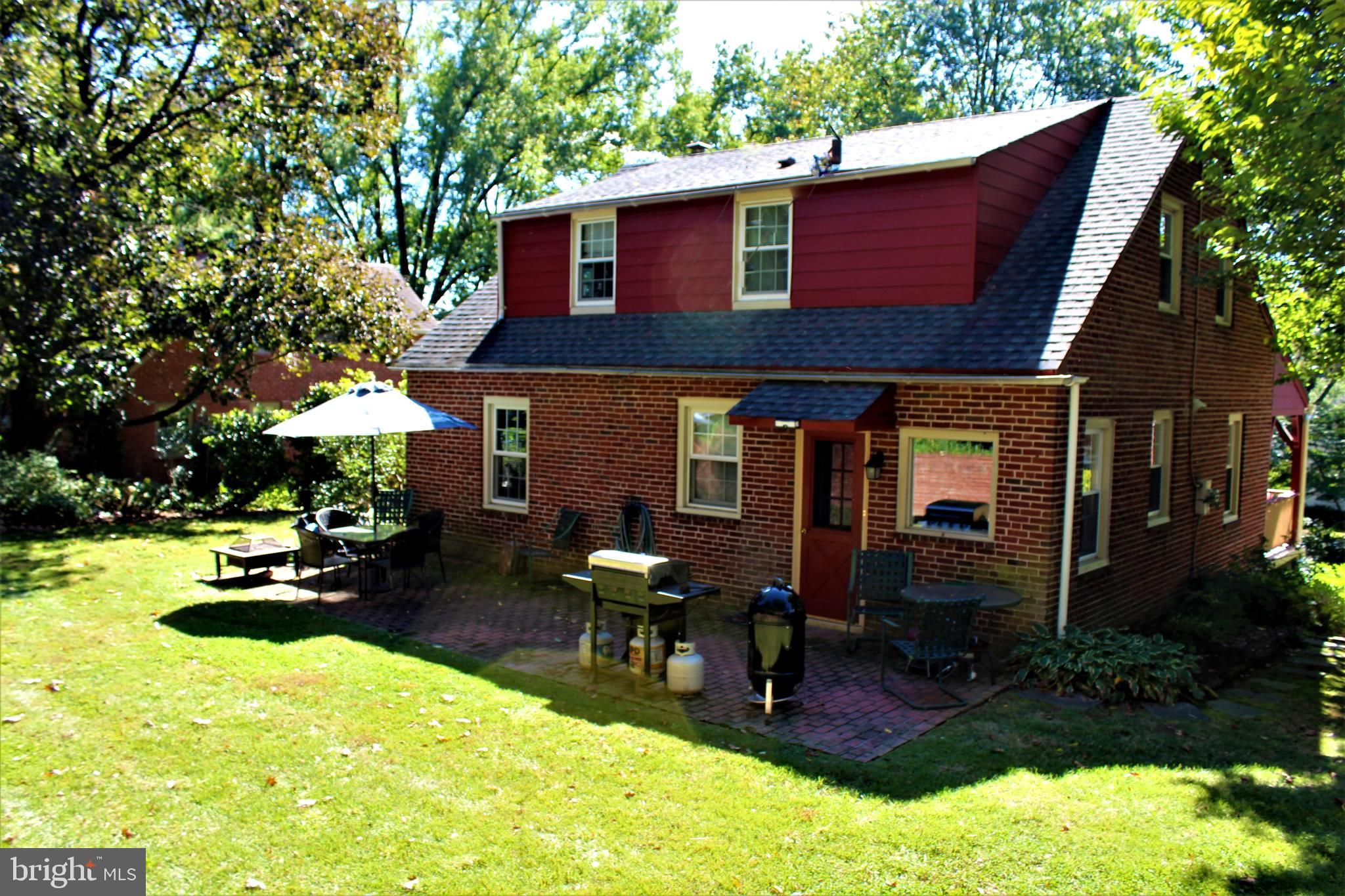 533 Fox Road Glenside, PA 19038 - Photo 9 of 30 REAR EXTERIOR