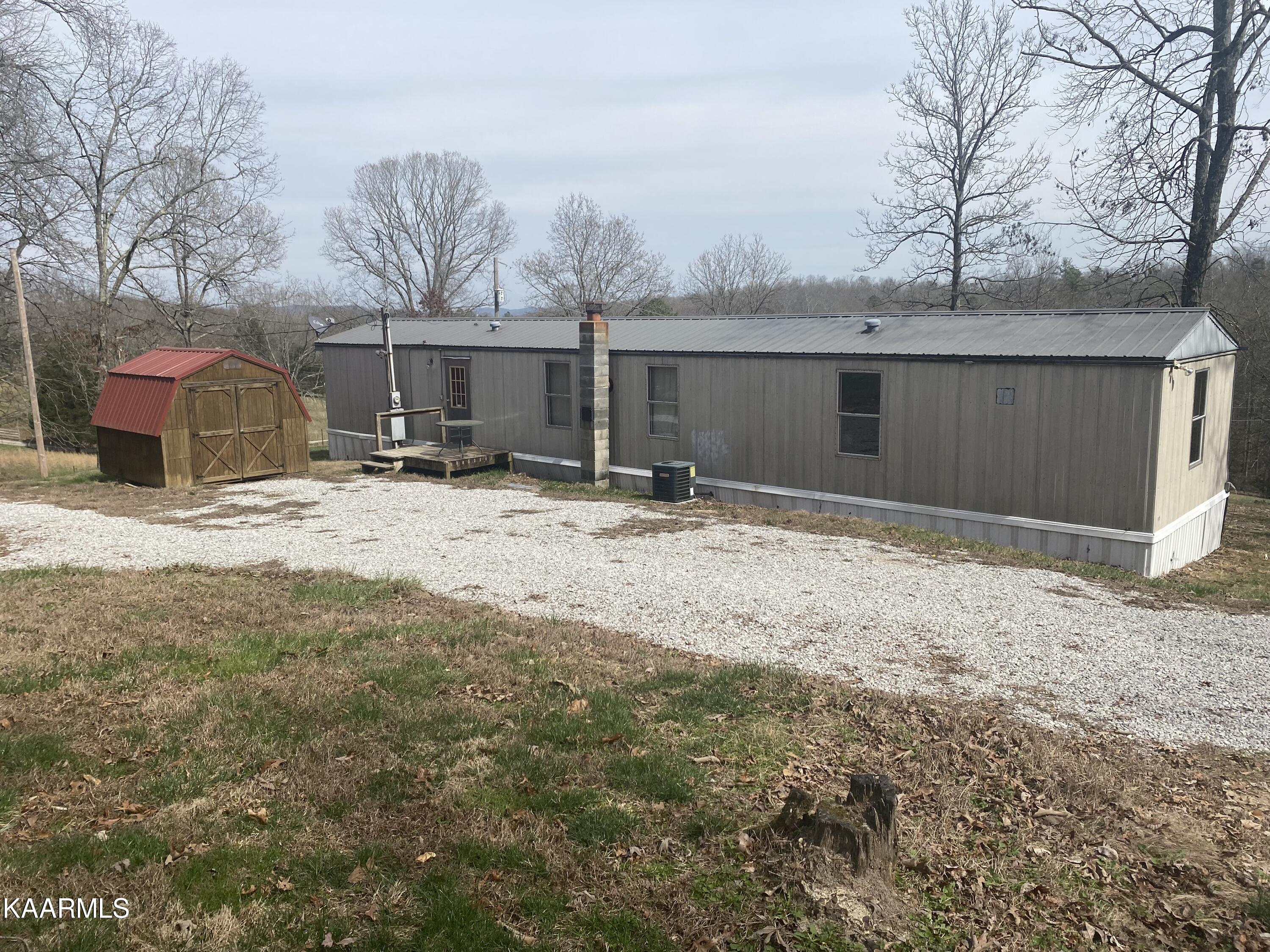 495 Myers Road Kingston, TN 37763 - Photo 2 of 28 IMG-3869