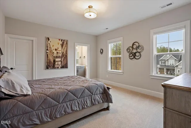 a view of a livingroom with furniture