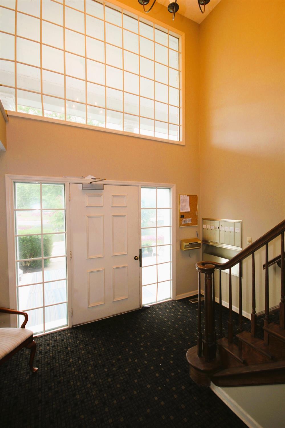 1987 West Alex Bell Road Dayton, OH 45459 - Photo 4 of 42 Gallery Image 4