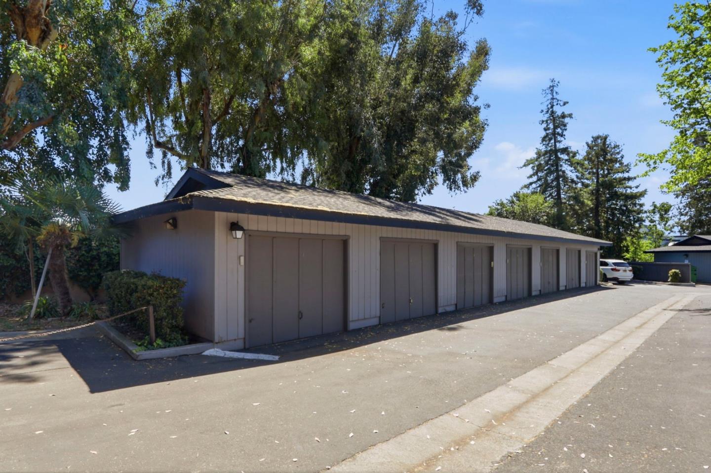 2252 Almaden Road, Unit A San Jose, CA 95125 - Photo 36 of 40 a view of a house with a outdoor space