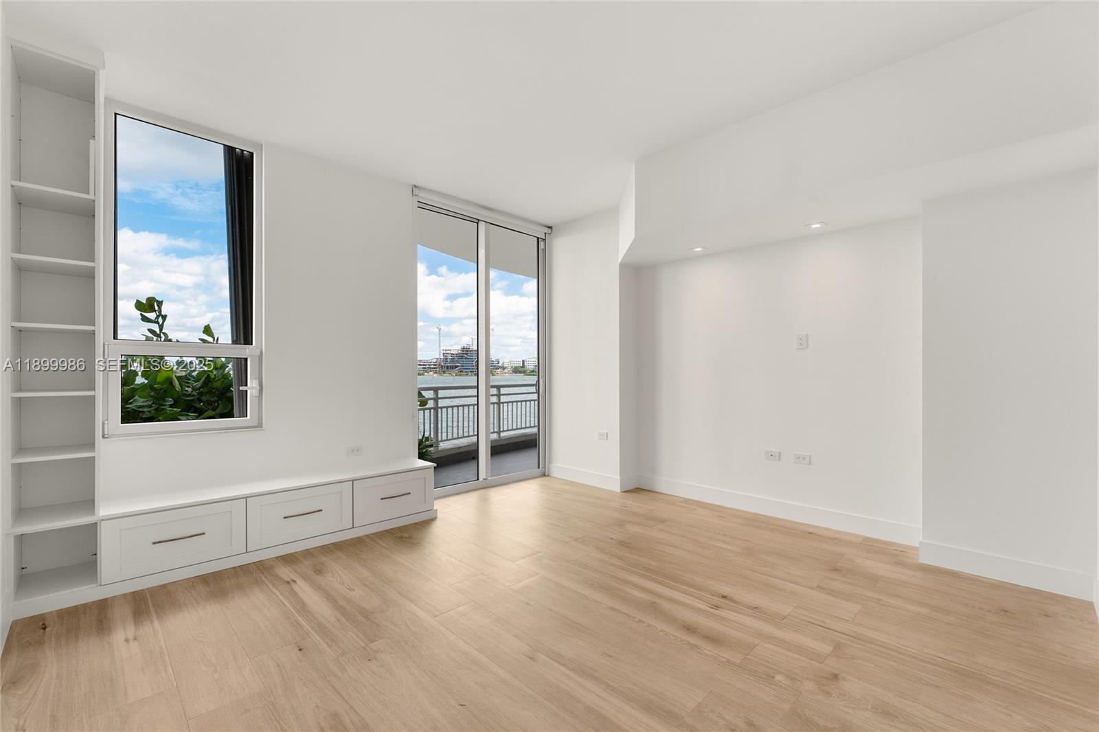 848 Brickell Key Drive, Unit 204 Miami, FL 33131 - Photo 33 of 49