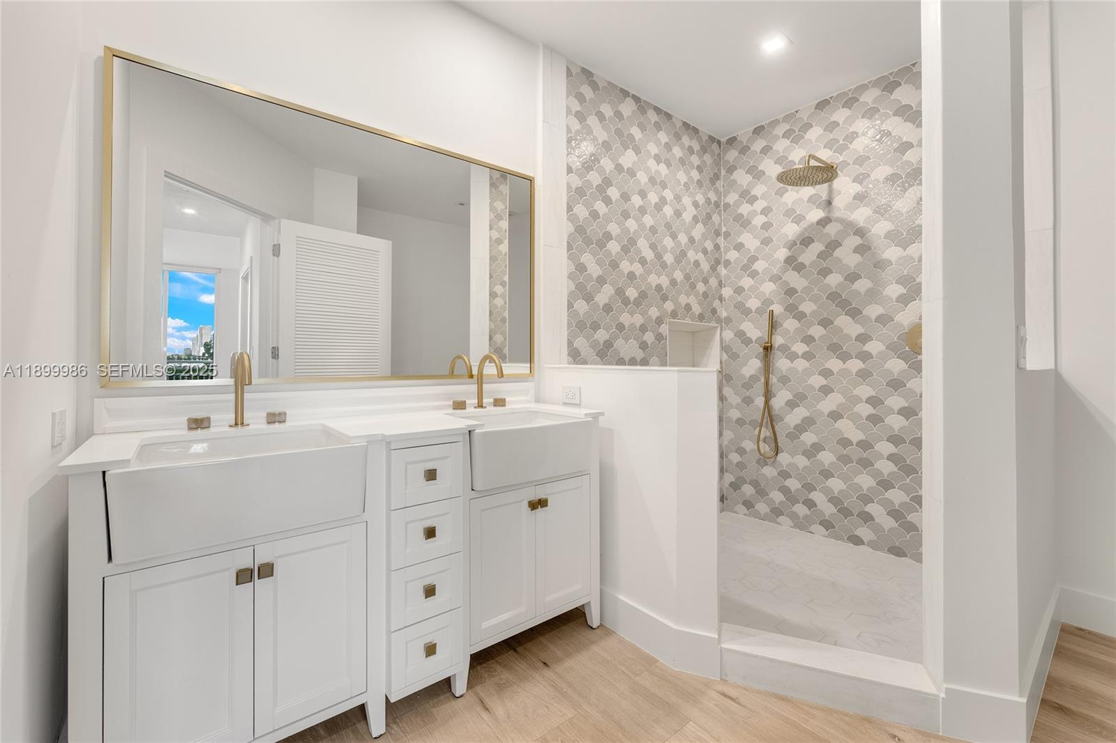 848 Brickell Key Drive, Unit 204 Miami, FL 33131 - Photo 34 of 49