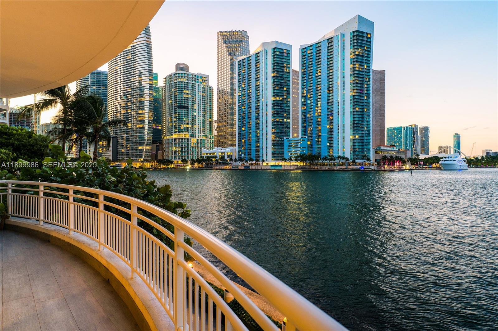 848 Brickell Key Drive, Unit 204 Miami, FL 33131 - Photo 10 of 49