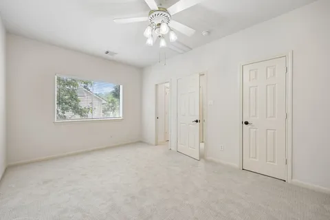 $949,000 | 23 Broadweather Place, The Woodlands, TX 77382
