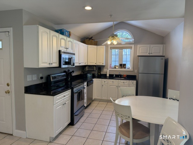 254 Old Lambert Road, Unit 254 Orange, CT 06477 - Photo 4 of 10