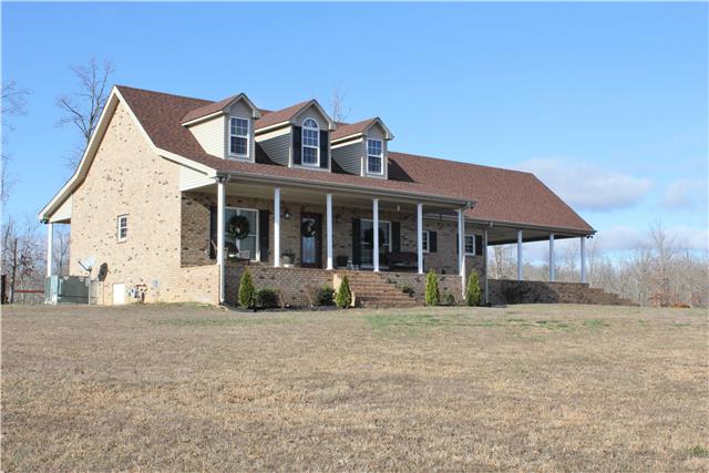 1871 Tummins Road McEwen, TN 37101 - Photo 1 of 18 Gallery Image 1