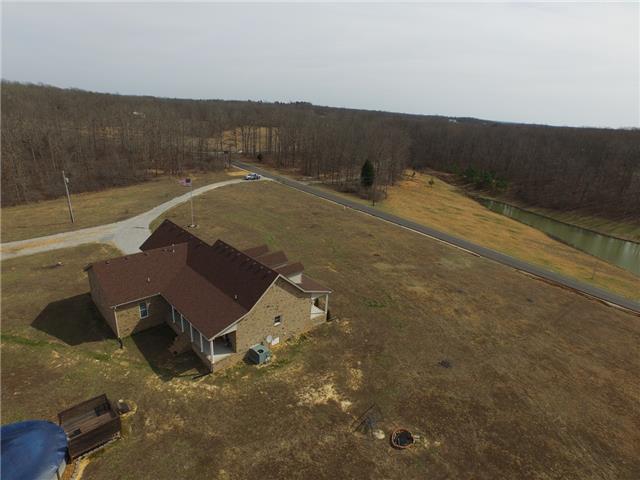1871 Tummins Road McEwen, TN 37101 - Photo 7 of 18 Gallery Image 7