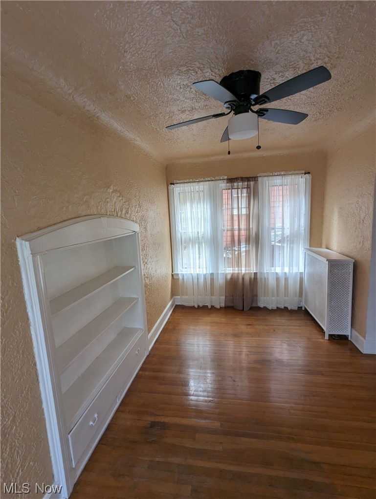 1587 Ivydale Road Cleveland, OH 44118 - Photo 14 of 35 Den/library off dining room