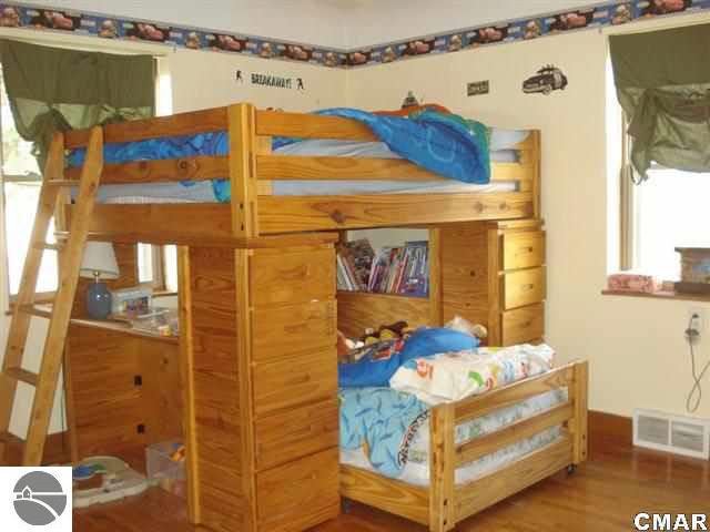 9136 East Walton Road Shepherd, MI 48883 - Photo 11 of 25 1773174-10.JPG