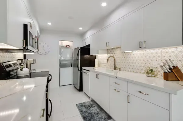 $2,500 | 4917 North 73rd Street, Unit 15, Scottsdale, AZ 85251