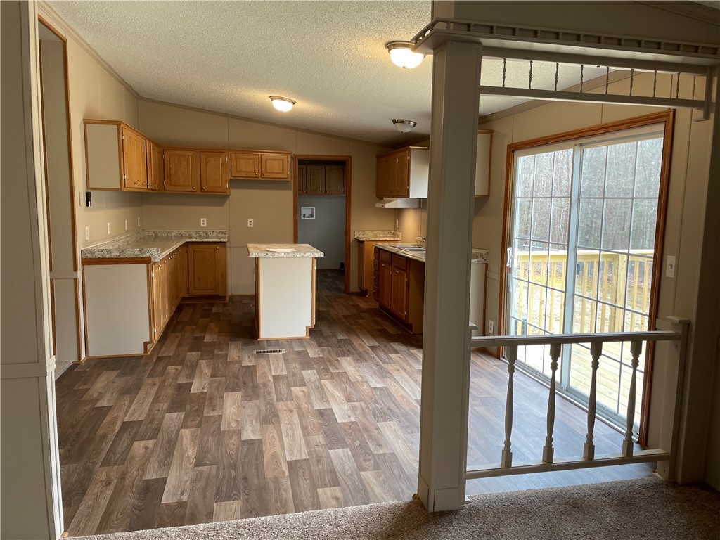 43 Coster Road Travelers Rest, SC 29690 - Photo 5 of 22