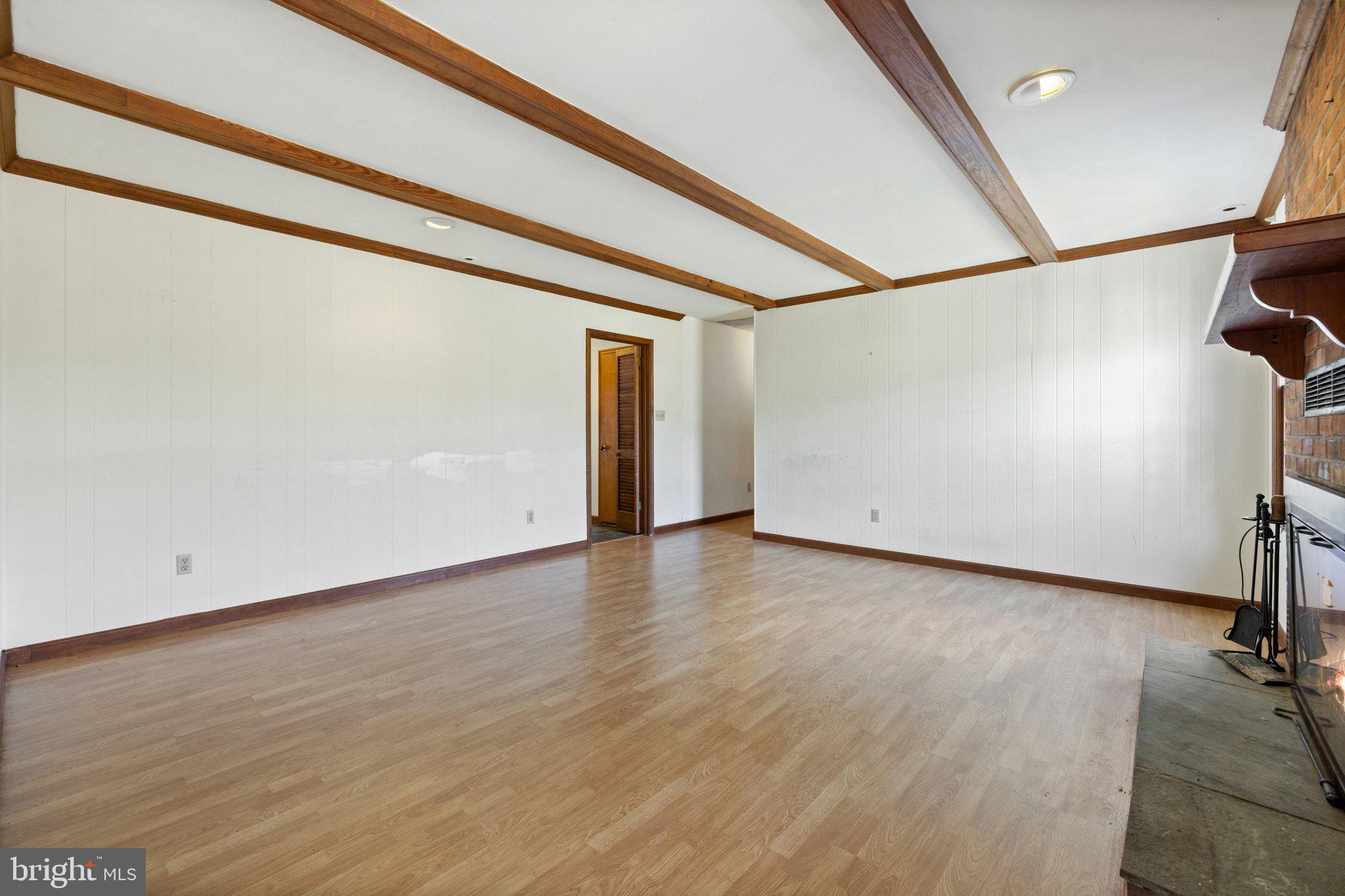 95 Harris Hollow Road Washington, VA 22747 - Photo 43 of 81 Family Room