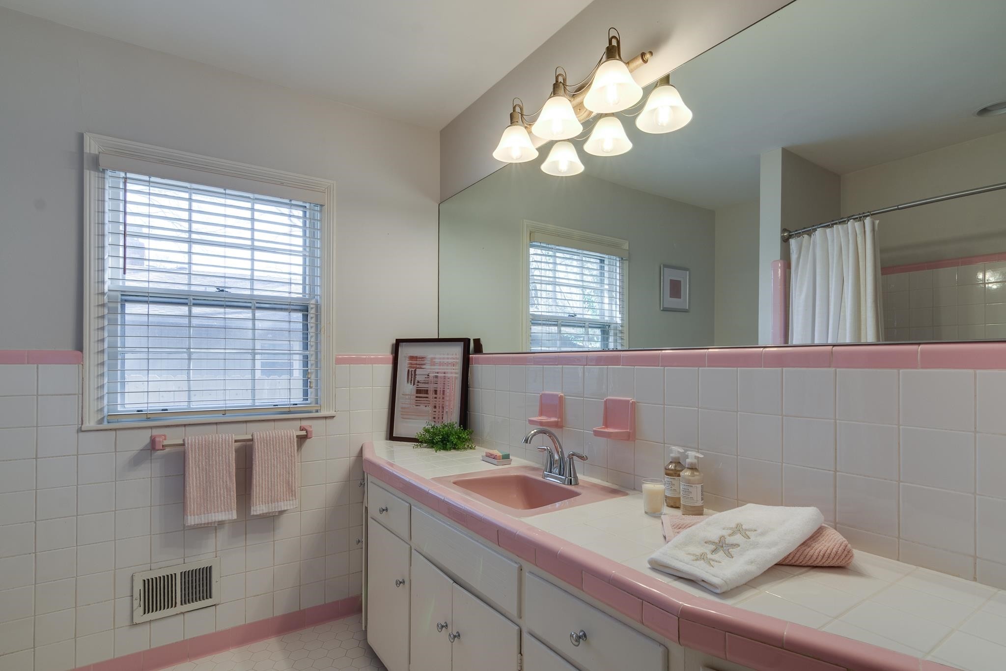 5264 South Angela Road Memphis, TN 38120 - Photo 16 of 26 Gallery Image 16