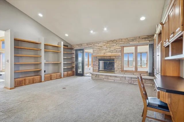 $350,000 | 97 Highcrest Court, Shannon, IL 61078