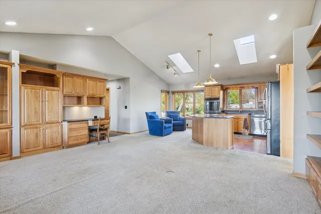 $350,000 | 97 Highcrest Court, Shannon, IL 61078