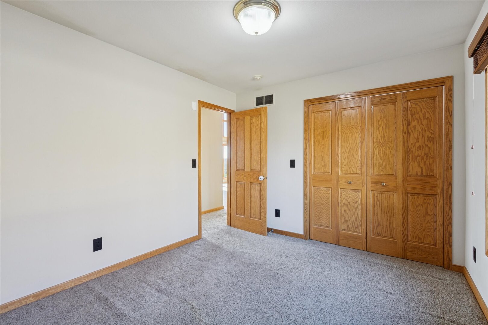 97 Highcrest Court Shannon, IL 61078 - Photo 34 of 58