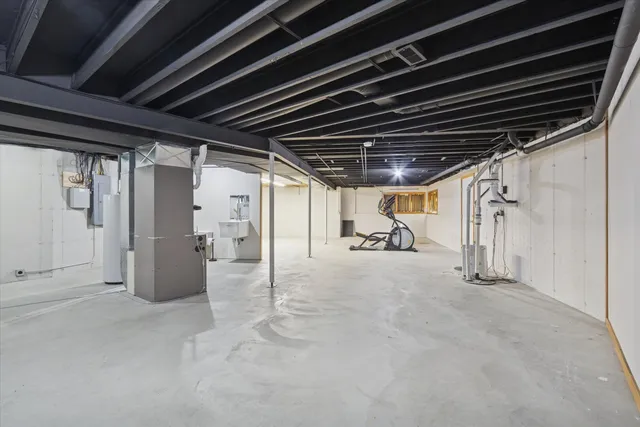 $350,000 | 97 Highcrest Court, Shannon, IL 61078