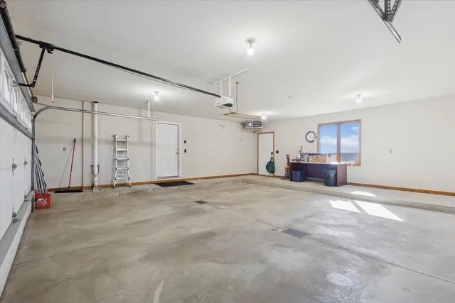 $350,000 | 97 Highcrest Court, Shannon, IL 61078