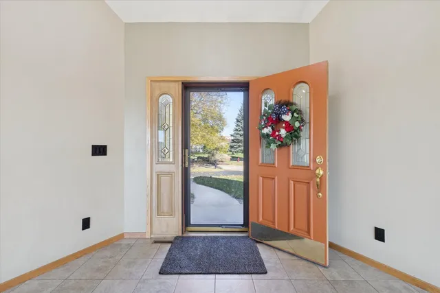 $350,000 | 97 Highcrest Court, Shannon, IL 61078