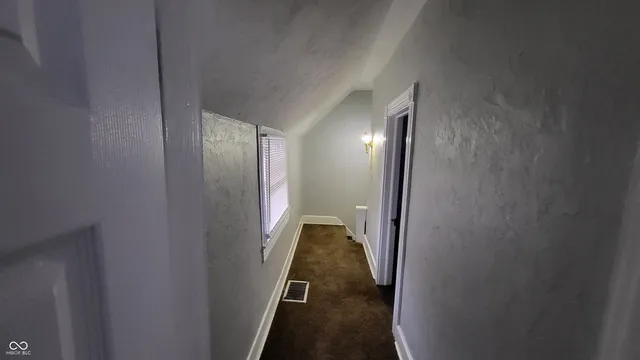 $1,175 | 1024 West 13th Street, Anderson, IN 46016