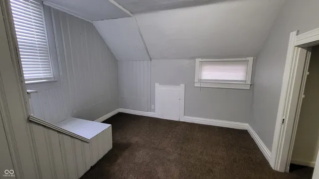 $1,175 | 1024 West 13th Street, Anderson, IN 46016