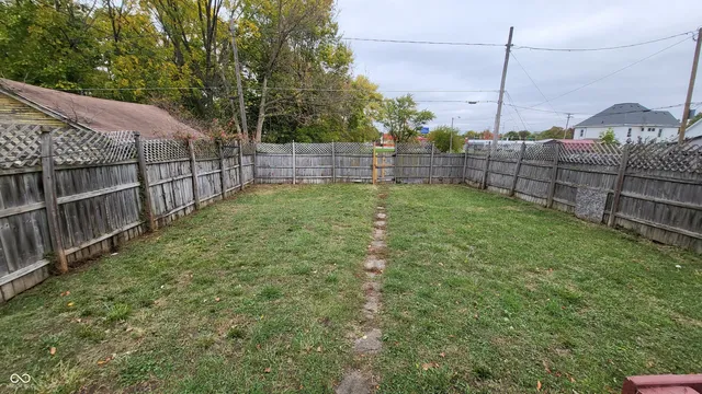 $1,175 | 1024 West 13th Street, Anderson, IN 46016