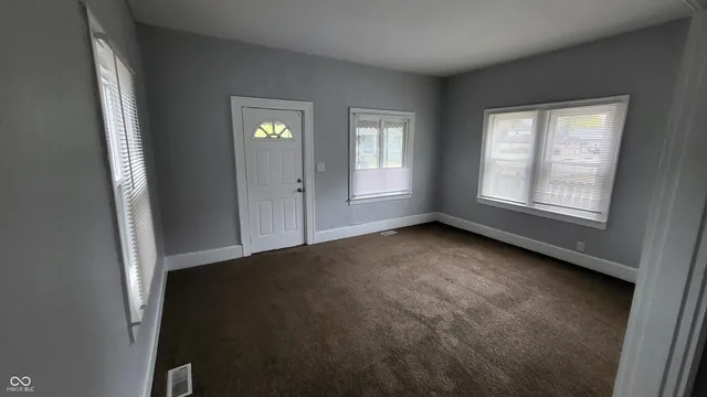 $1,175 | 1024 West 13th Street, Anderson, IN 46016