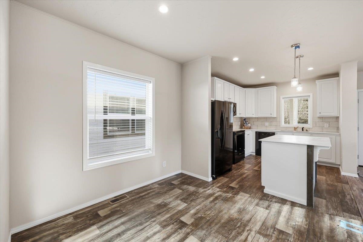 617 South State Avenue Newport, WA 99156 - Photo 13 of 40