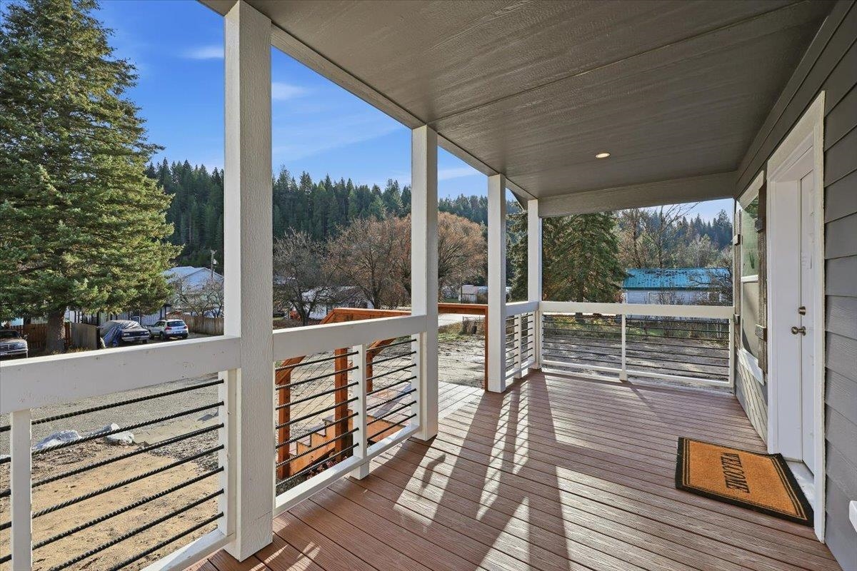 617 South State Avenue Newport, WA 99156 - Photo 4 of 40