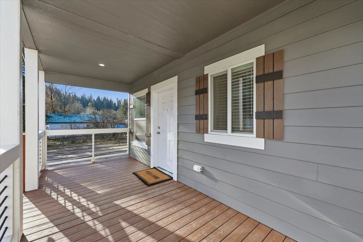 617 South State Avenue Newport, WA 99156 - Photo 5 of 40