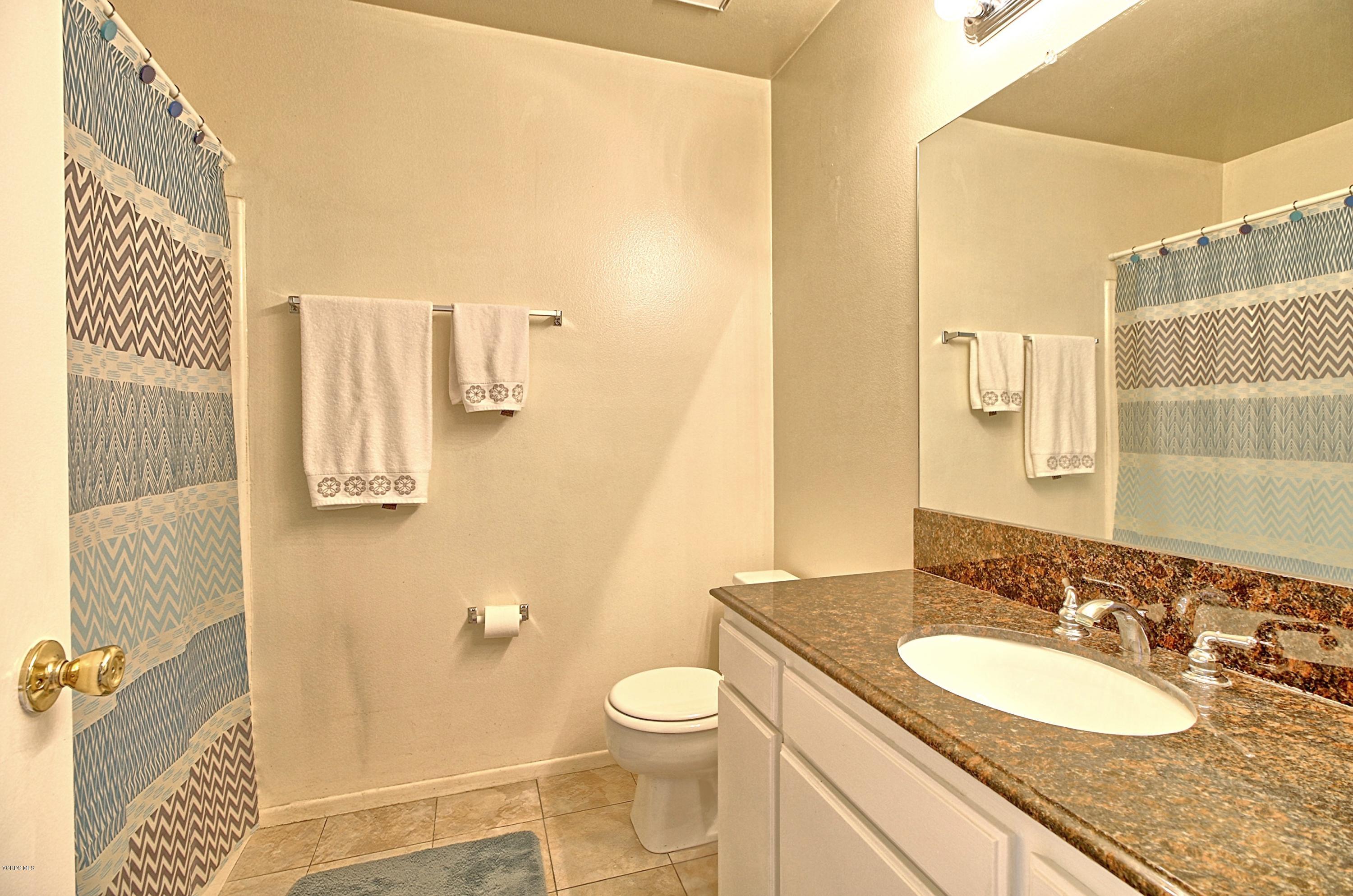 2518 Danube Way Oxnard, CA 93036 - Photo 14 of 22 2518_Danube_Way_Oxnard25