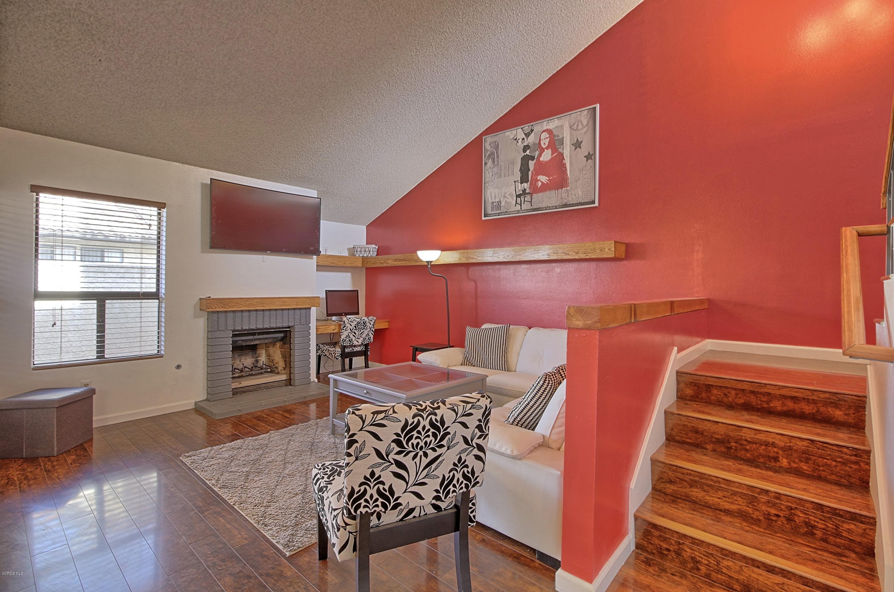 2518 Danube Way Oxnard, CA 93036 - Photo 4 of 22 2518_Danube_Way_Oxnard04