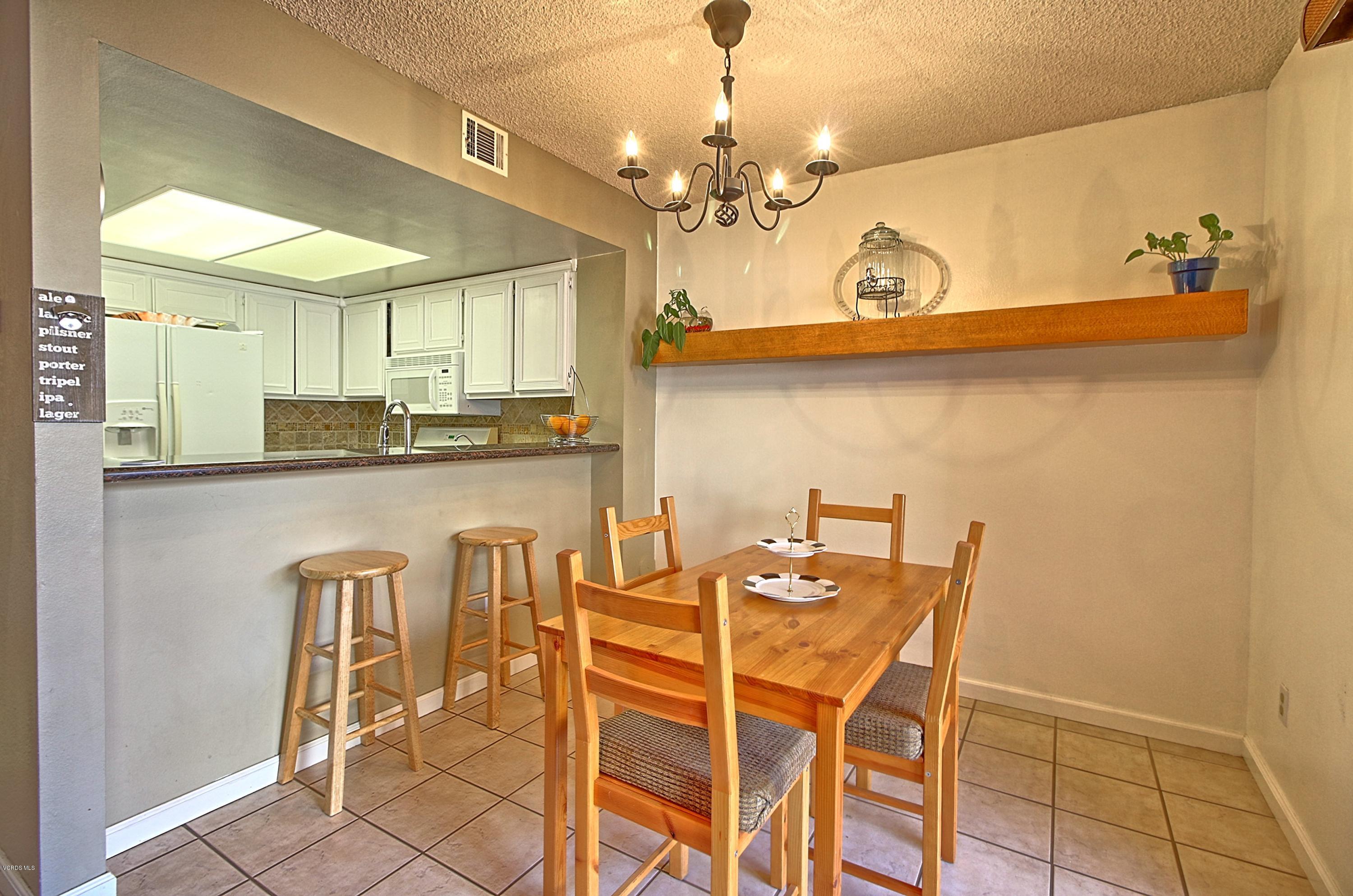 2518 Danube Way Oxnard, CA 93036 - Photo 9 of 22 2518_Danube_Way_Oxnard36