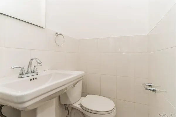 $3,500 | 18 Paerdegat 13th Street, Unit 2 | Canarsie