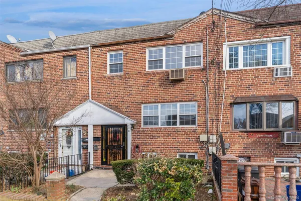 $3,500 | 18 Paerdegat 13th Street, Unit 2 | Canarsie