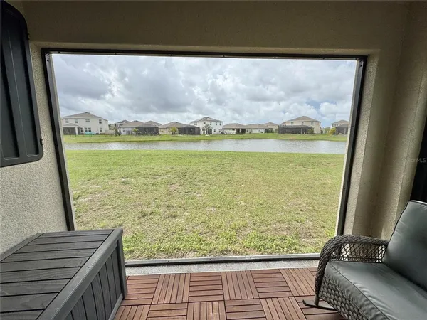 a view of sky from balcony