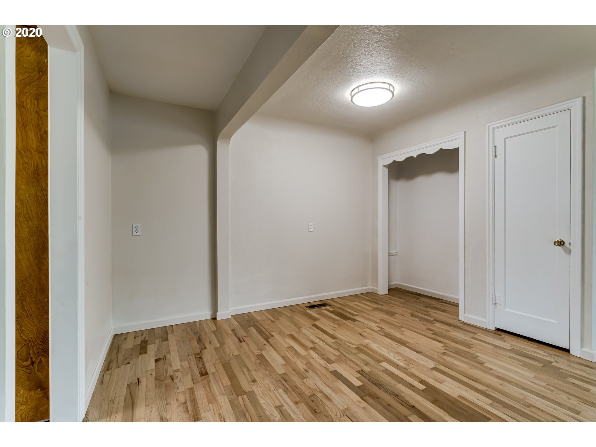 1445 Modoc Street Springfield, OR 97477 - Photo 9 of 25