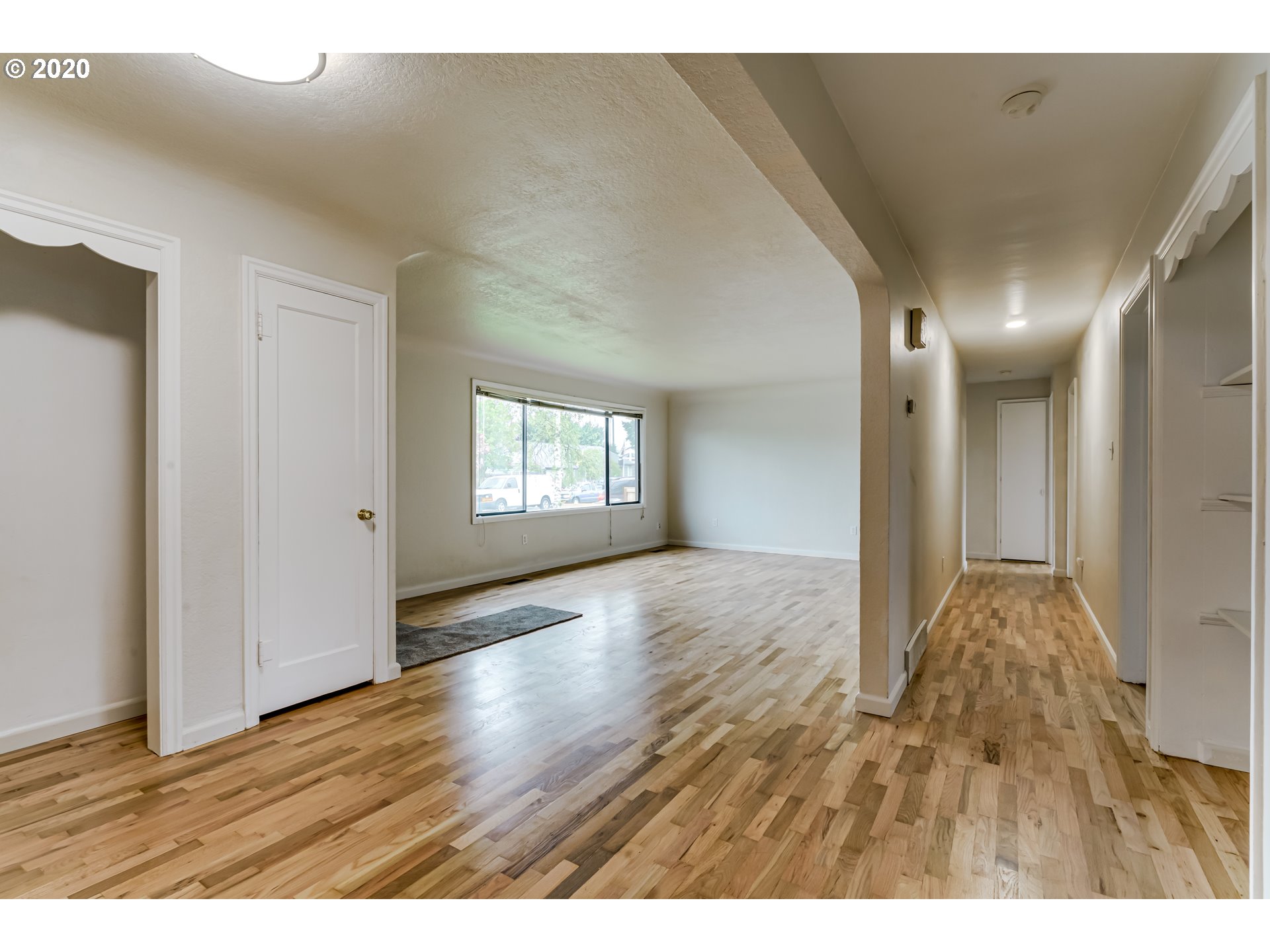 1445 Modoc Street Springfield, OR 97477 - Photo 10 of 25