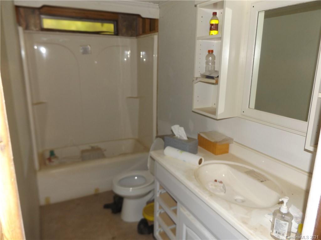 10 Yellow Roses Lane Leicester, NC 28748 - Photo 20 of 26