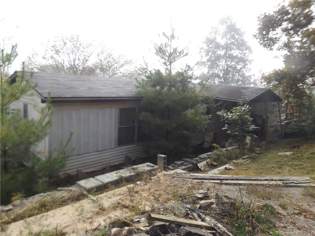 10 Yellow Roses Lane Leicester, NC 28748 - Photo 25 of 26