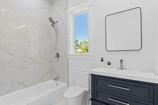 $975,000 | 848 Tropic Avenue, Fort Walton Beach, FL 32548