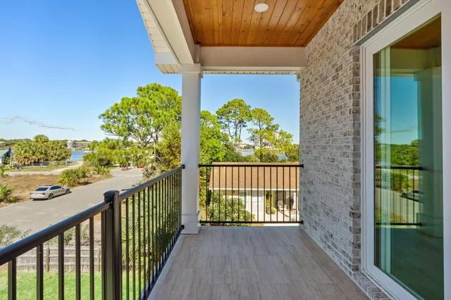 $975,000 | 848 Tropic Avenue, Fort Walton Beach, FL 32548