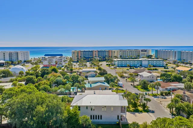 $975,000 | 848 Tropic Avenue, Fort Walton Beach, FL 32548