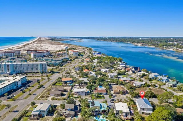 $975,000 | 848 Tropic Avenue, Fort Walton Beach, FL 32548
